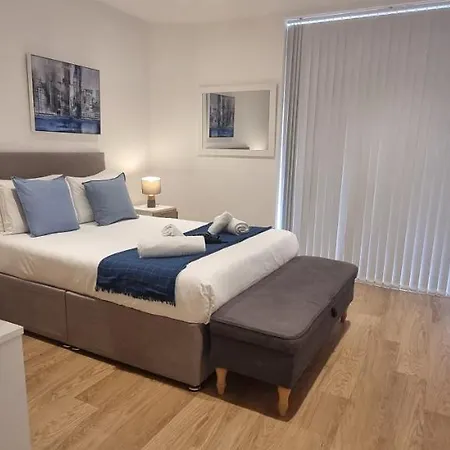Luxury Centre - Chinatown - Smart Tv - Wifi Apartament